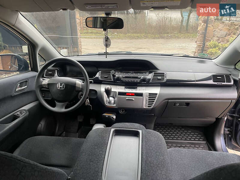 Микровэн Honda FR-V 2006 в Луцке