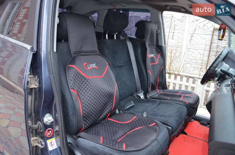 Микровэн Honda FR-V 2006 в Чернигове