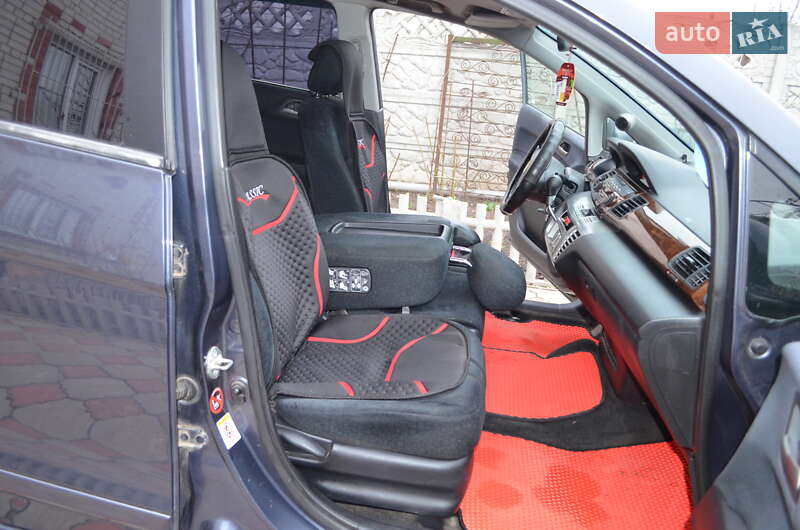 Микровэн Honda FR-V 2006 в Чернигове