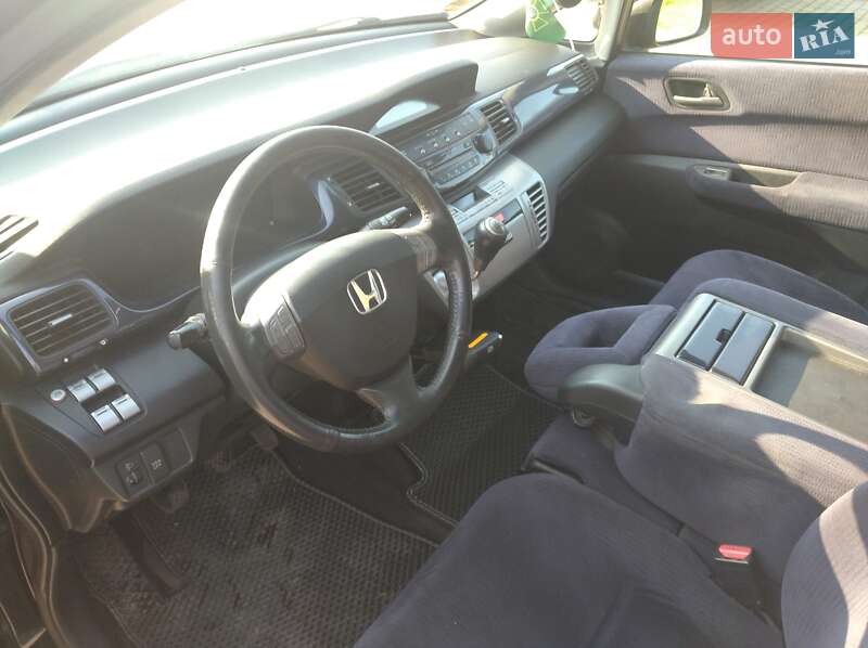Honda FR-V 2007
