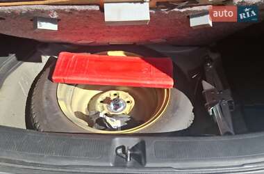 Микровэн Honda FR-V 2005 в 