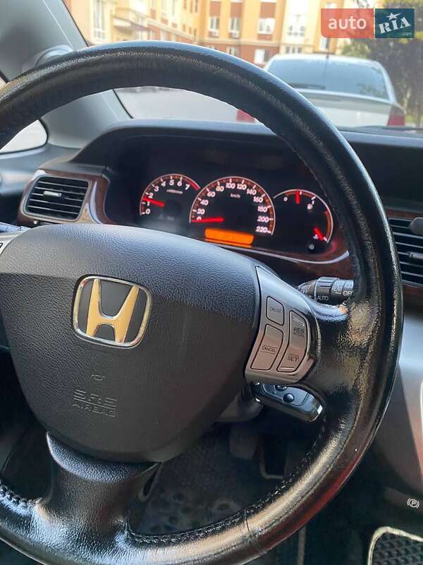 Микровэн Honda FR-V 2005 в Киеве фото 14 Микровэн Honda FR-V 2005 в Киеве