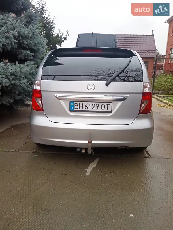 Honda FR-V 2006