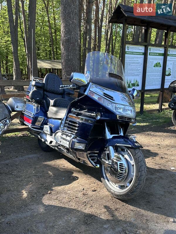 Мотоцикл Круизер Honda GL 1500 Gold Wing 1990 в Владимире