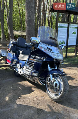 Мотоцикл Круизер Honda GL 1500 Gold Wing 1990 в 