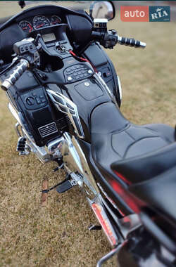 Мотоцикл Круизер Honda GL 1800 Gold Wing Tour 2007 в 