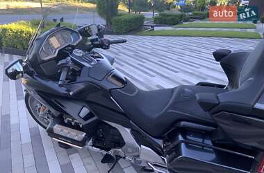 Мотоцикл Круизер Honda GL 1800 Gold Wing Tour 2021 в  фото 15 Мотоцикл Круизер Honda GL 1800 Gold Wing Tour 2021 в