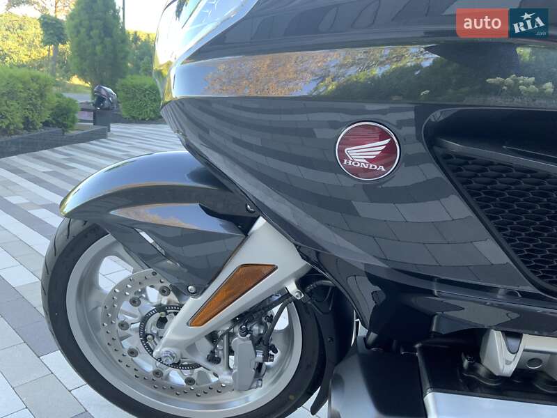 Мотоцикл Круизер Honda GL 1800 Gold Wing Tour 2021 в Ужгороде фото 38 Мотоцикл Круизер Honda GL 1800 Gold Wing Tour 2021 в Ужгороде