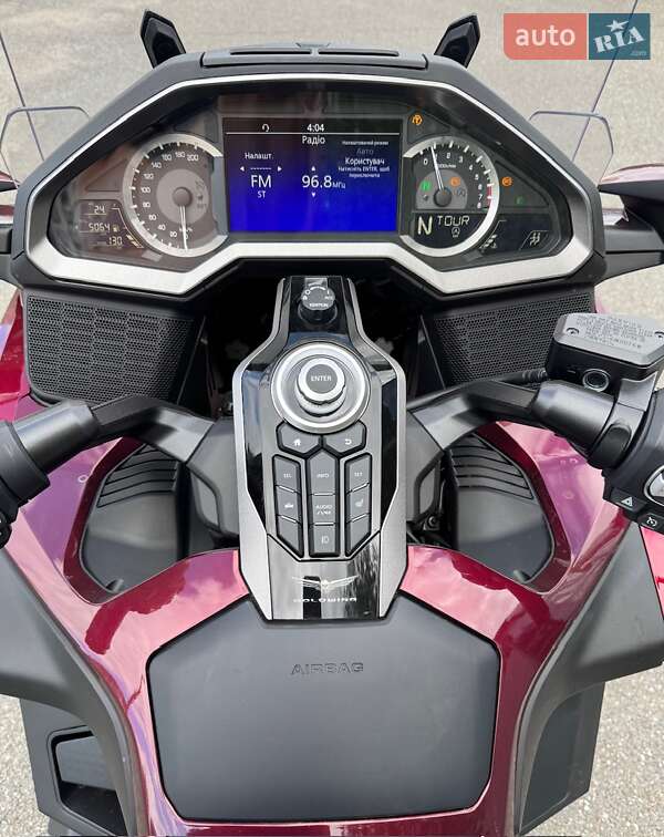 Мотоцикл Туризм Honda GL 1800 Gold Wing Tour 2024 в Киеве фото 26 Мотоцикл Туризм Honda GL 1800 Gold Wing Tour 2024 в Киеве