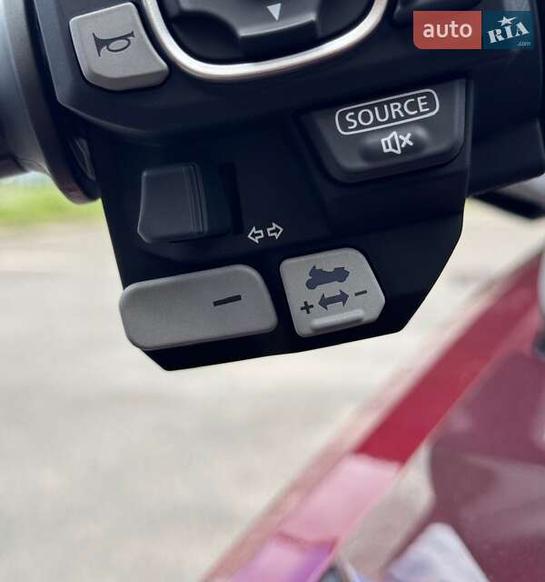 Мотоцикл Туризм Honda GL 1800 Gold Wing Tour 2024 в Киеве фото 24 Мотоцикл Туризм Honda GL 1800 Gold Wing Tour 2024 в Киеве