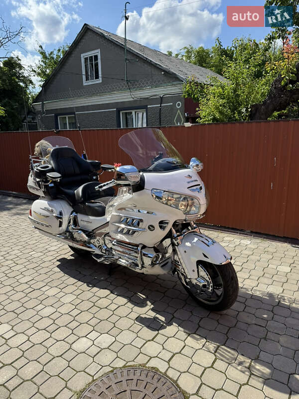 Мотоцикл Туризм Honda GL 1800 Gold Wing Tour 2009 в Володимирі