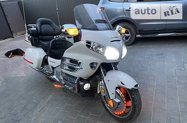 Мотоцикл Круизер Honda GL 1800 Gold Wing 2004 в 