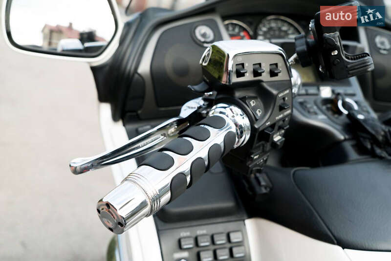 Мотоцикл Туризм Honda GL 1800 Gold Wing 2010 в Днепре фото 14 Мотоцикл Туризм Honda GL 1800 Gold Wing 2010 в Днепре