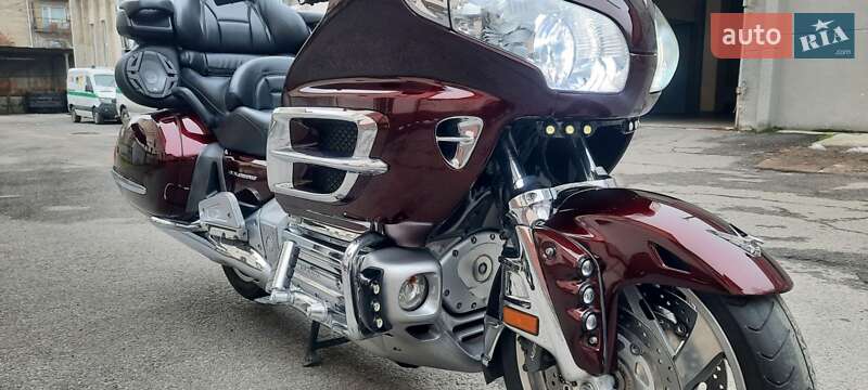 Мотоцикл Туризм Honda GL 1800 Gold Wing 2006 в Днепре