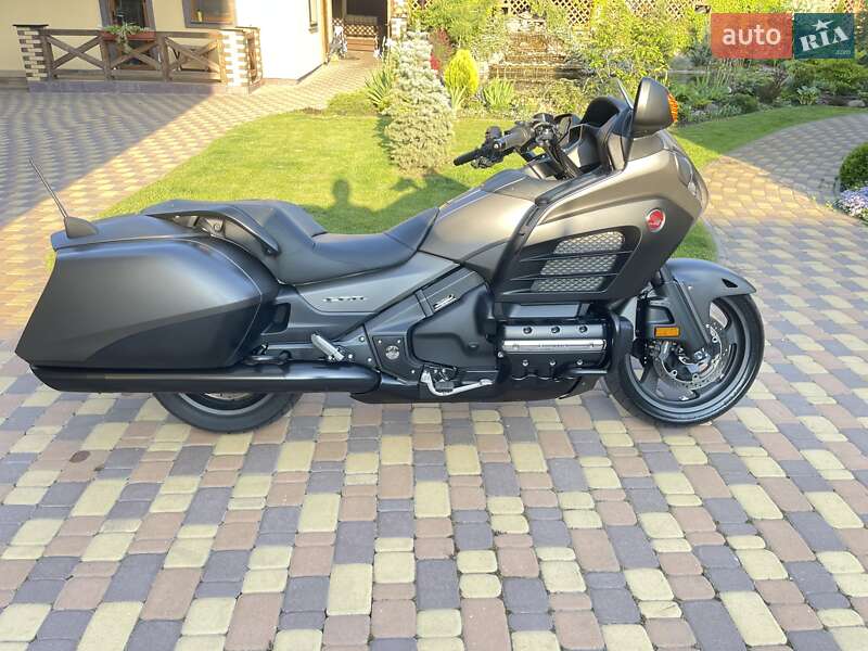 Мотоцикл Круизер Honda GL 1800 Gold Wing 2017 в Крюковщине