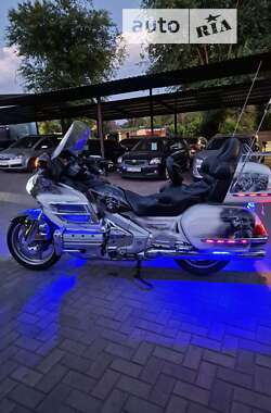 Мотоцикл Круизер Honda GL 1800 Gold Wing 2010 в Кривом Роге