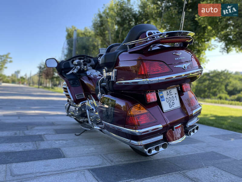 Мотоцикл Туризм Honda GL 1800 Gold Wing 2005 в Днепре