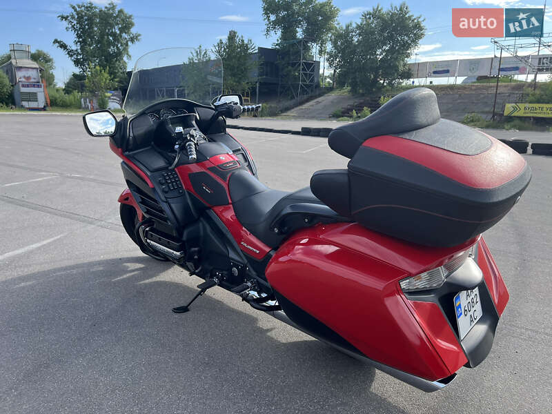 Мотоцикл Туризм Honda GL 1800 Gold Wing 2013 в Києві