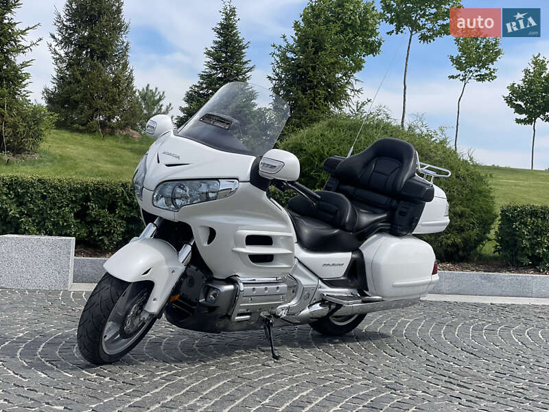 Мотоцикл Круизер Honda GL 1800 Gold Wing 2009 в 