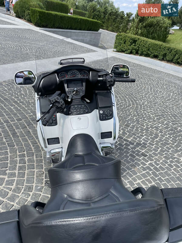 Мотоцикл Круизер Honda GL 1800 Gold Wing 2009 в Днепре