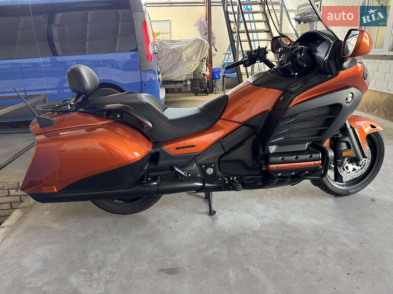 Мотоцикл Круизер Honda GL 1800 Gold Wing 2013 в Яготине