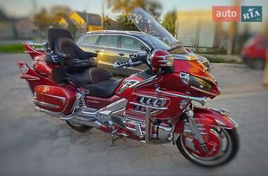 Мотоцикл Туризм Honda GL 1800 Gold Wing 2004 в 