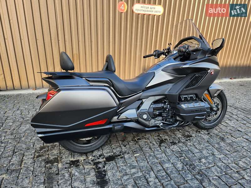 Мотоцикл Туризм Honda GL 1800 Gold Wing 2018 в Киеве