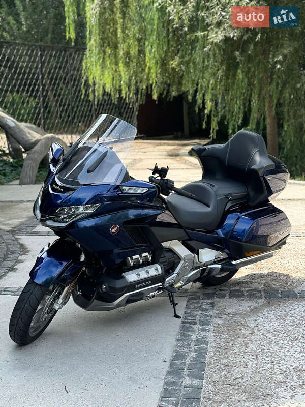 Мотоцикл Туризм Honda GL 1800 Gold Wing 2019 в 