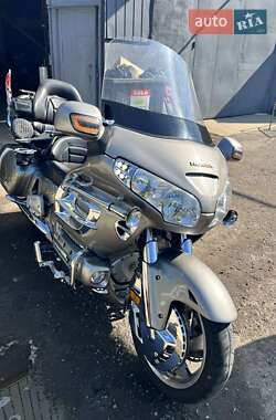 Мотоцикл Круизер Honda GL 1800 Gold Wing 2001 в Ужгороде