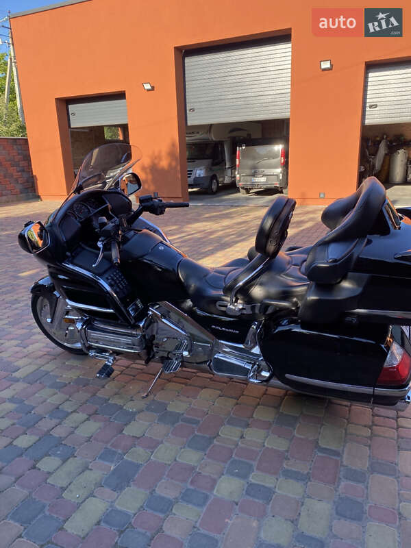 Мотоцикл Круизер Honda GL 1800 Gold Wing 2008 в Ровно
