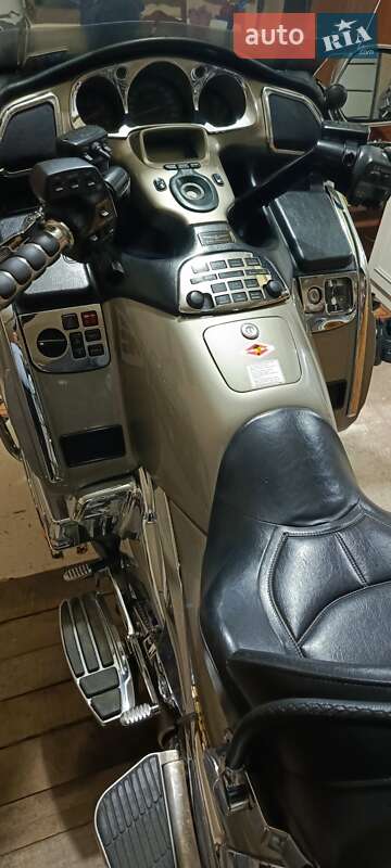 Мотоцикл Туризм Honda GL 1800 Gold Wing 2004 в Черкассах