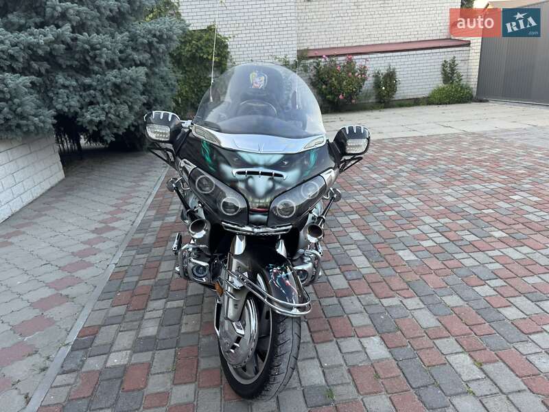 Мотоцикл Круизер Honda GL 1800 Gold Wing 2008 в Днепре фото 2 Мотоцикл Круизер Honda GL 1800 Gold Wing 2008 в Днепре