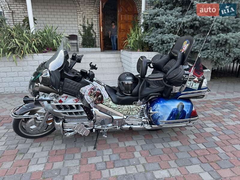 Мотоцикл Круизер Honda GL 1800 Gold Wing 2008 в Днепре фото 46 Мотоцикл Круизер Honda GL 1800 Gold Wing 2008 в Днепре
