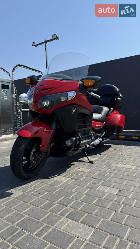 Мотоцикл Круизер Honda GL 1800 Gold Wing 2013 в 