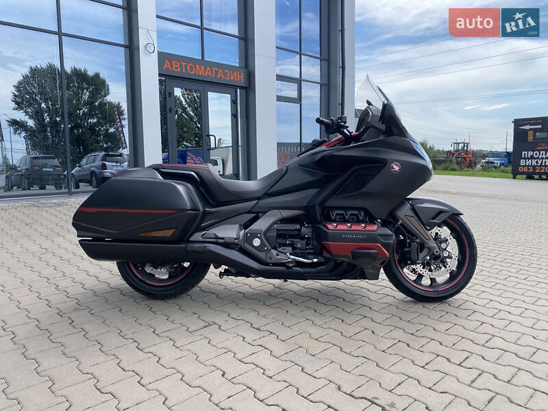 Мотоцикл Круизер Honda GL 1800 Gold Wing 2020 в Киеве фото 4 Мотоцикл Круизер Honda GL 1800 Gold Wing 2020 в Киеве