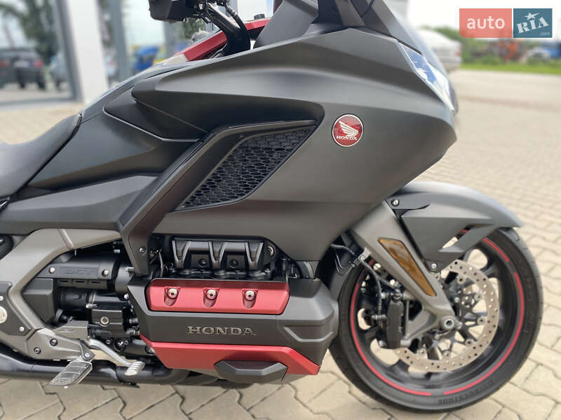 Мотоцикл Круизер Honda GL 1800 Gold Wing 2020 в Киеве фото 28 Мотоцикл Круизер Honda GL 1800 Gold Wing 2020 в Киеве