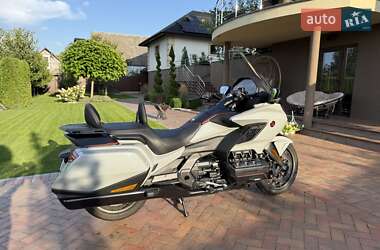 Мотоцикл Туризм Honda GL 1800 Gold Wing 2021 в 