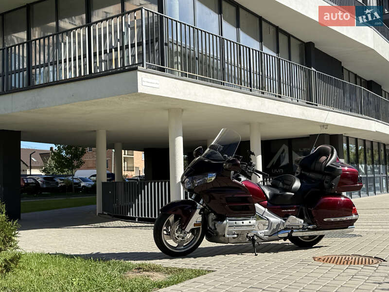 Мотоцикл Туризм Honda GL 1800 Gold Wing 2008 в Львове