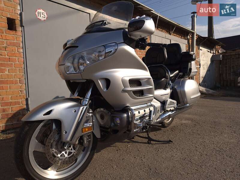 Honda GL 1800 Gold Wing 2006