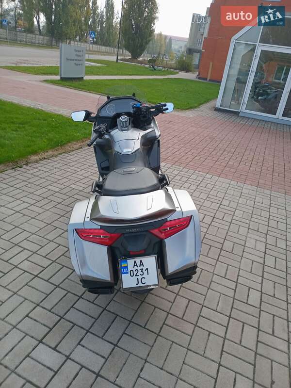 Мотоцикл Туризм Honda GL 1800 Gold Wing 2020 в Киеве фото 17 Мотоцикл Туризм Honda GL 1800 Gold Wing 2020 в Киеве