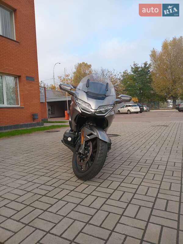 Мотоцикл Туризм Honda GL 1800 Gold Wing 2020 в Киеве фото 19 Мотоцикл Туризм Honda GL 1800 Gold Wing 2020 в Киеве