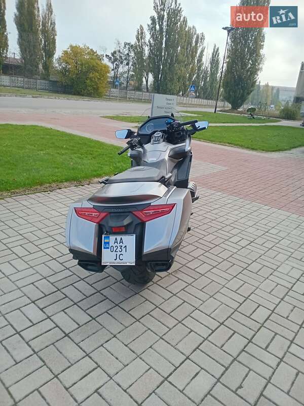 Мотоцикл Туризм Honda GL 1800 Gold Wing 2020 в Киеве фото 24 Мотоцикл Туризм Honda GL 1800 Gold Wing 2020 в Киеве