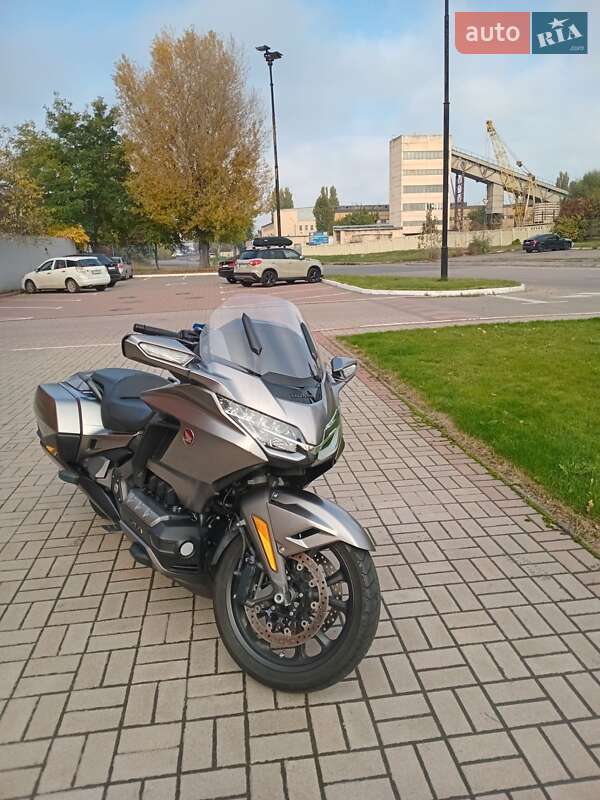 Мотоцикл Туризм Honda GL 1800 Gold Wing 2020 в Киеве фото 30 Мотоцикл Туризм Honda GL 1800 Gold Wing 2020 в Киеве