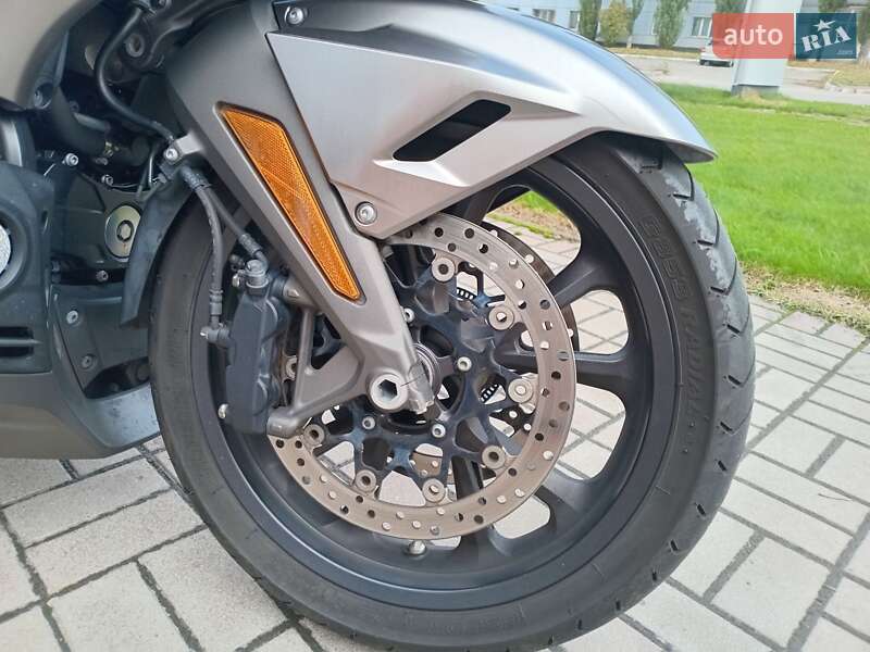 Мотоцикл Туризм Honda GL 1800 Gold Wing 2020 в Киеве фото 40 Мотоцикл Туризм Honda GL 1800 Gold Wing 2020 в Киеве