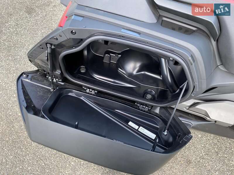 Мотоцикл Круизер Honda GL 1800 Gold Wing 2020 в Харькове фото 3 Мотоцикл Круизер Honda GL 1800 Gold Wing 2020 в Харькове