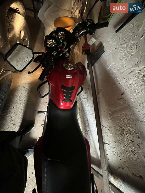 Мотоцикл Без обтікачів (Naked bike) Honda GLR 125 2015 в Дніпрі