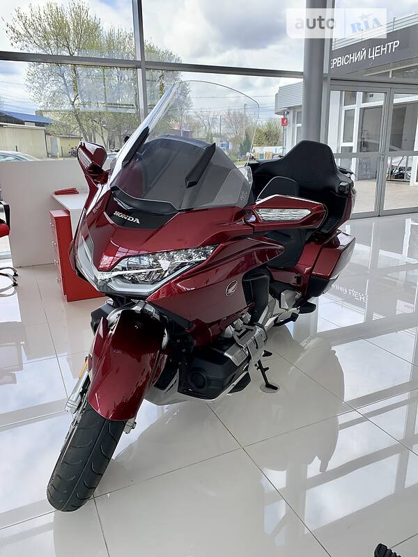 Мотоцикл Многоцелевой (All-round) Honda Gold Wing F6B 2018 в Хмельницком