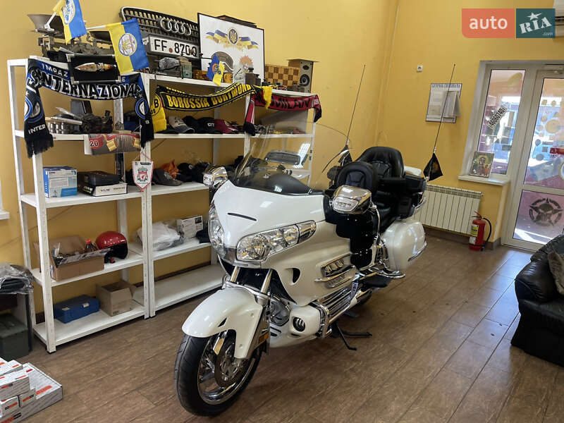 Мотоцикл Круізер Honda Gold Wing GL 1800 2008 в Києві