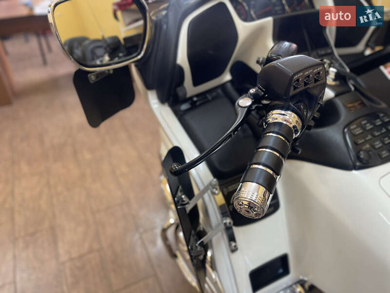 Мотоцикл Круізер Honda Gold Wing GL 1800 2008 в Києві