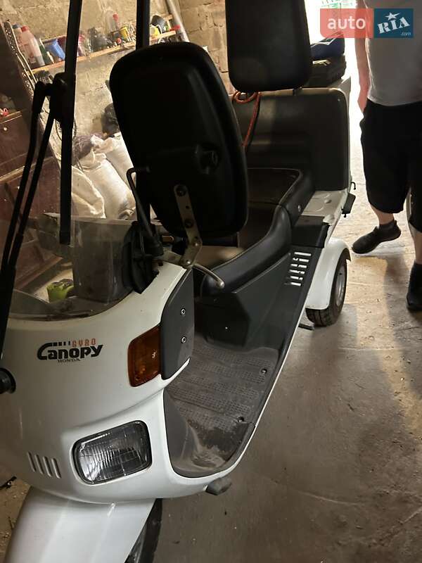 Вантажні моторолери, мотоцикли, скутери, мопеди Honda Gyro Canopy 1996 в Івано-Франківську